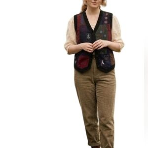 Blair Corduroy Patchwork Embroidered Floral Vest Grandmacore Cottagecore L